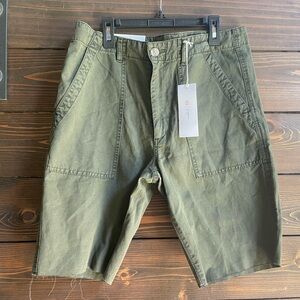 AG Adriano Goldschmied Wes Relaxed Straight Short NWT 29